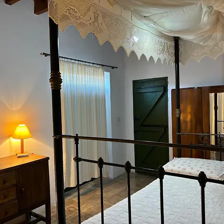 Andrianna's Villa *